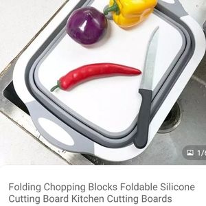 Collapsible cutting board